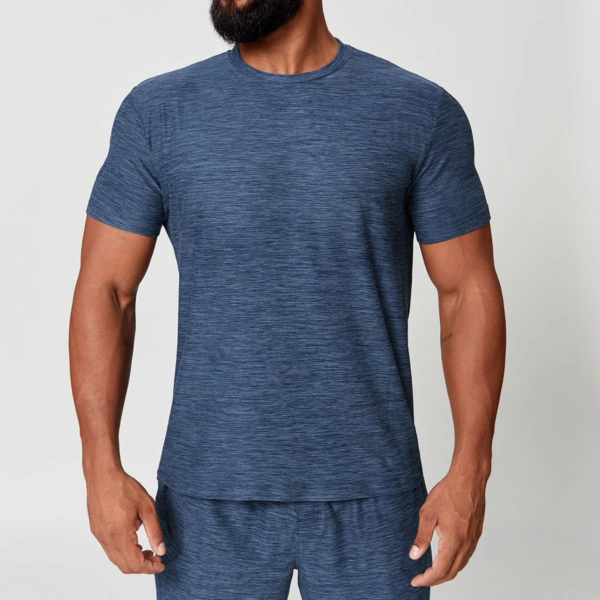 AZAD Ravā T-Shirt