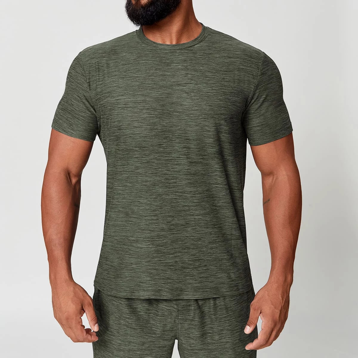 AZAD Ravā T-Shirt
