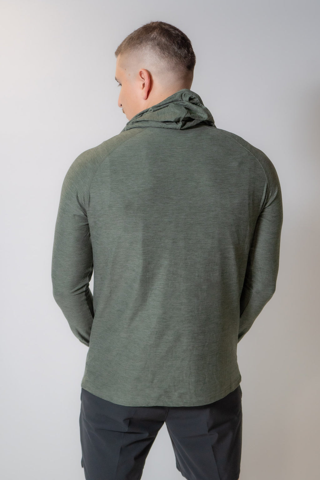AZAD Ravā Hoodie