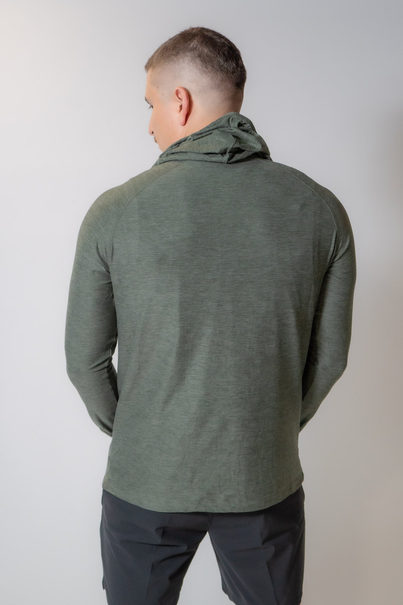AZAD Ravā Hoodie