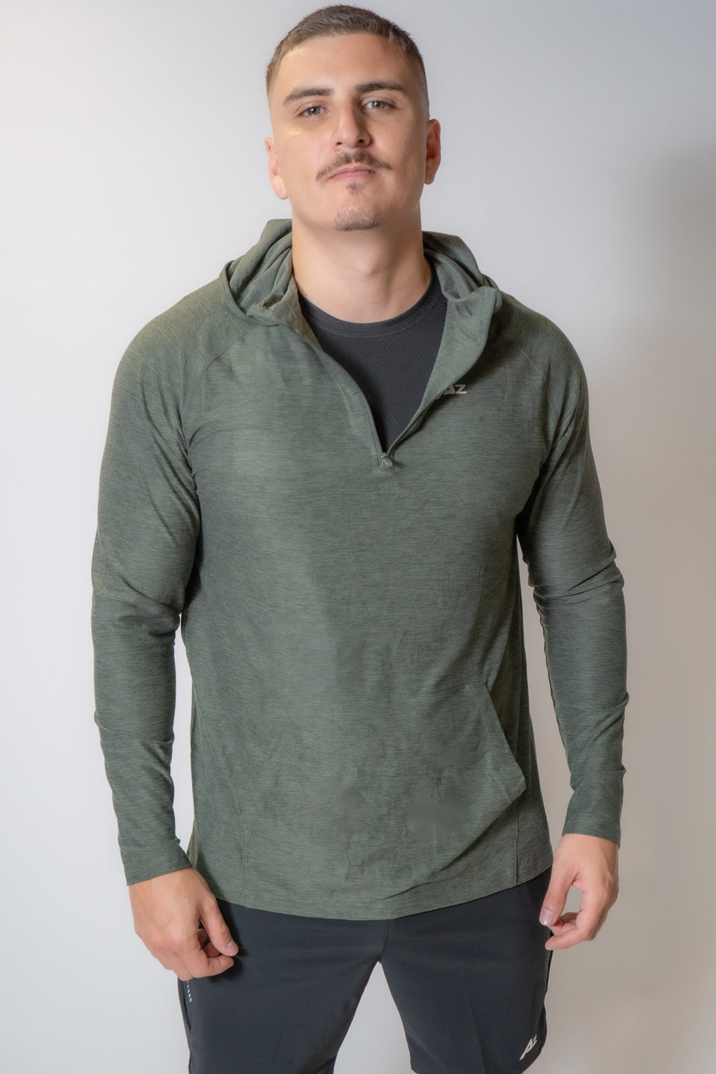 AZAD Ravā Hoodie