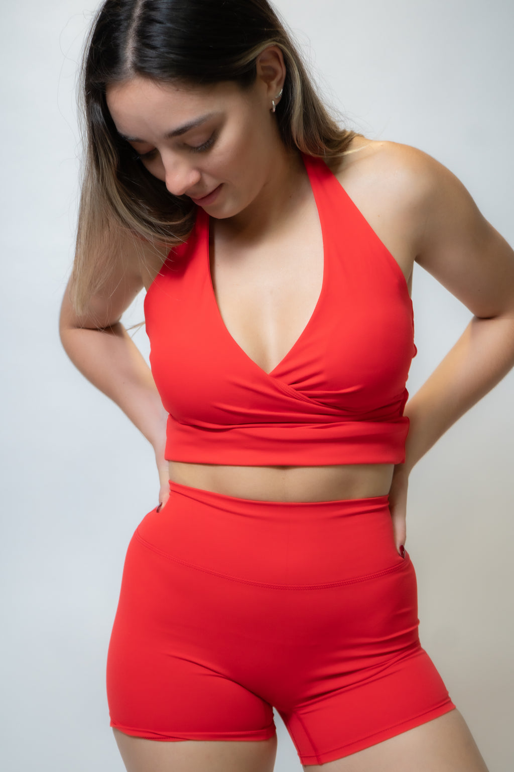 AZAD Parvaz Top Halter